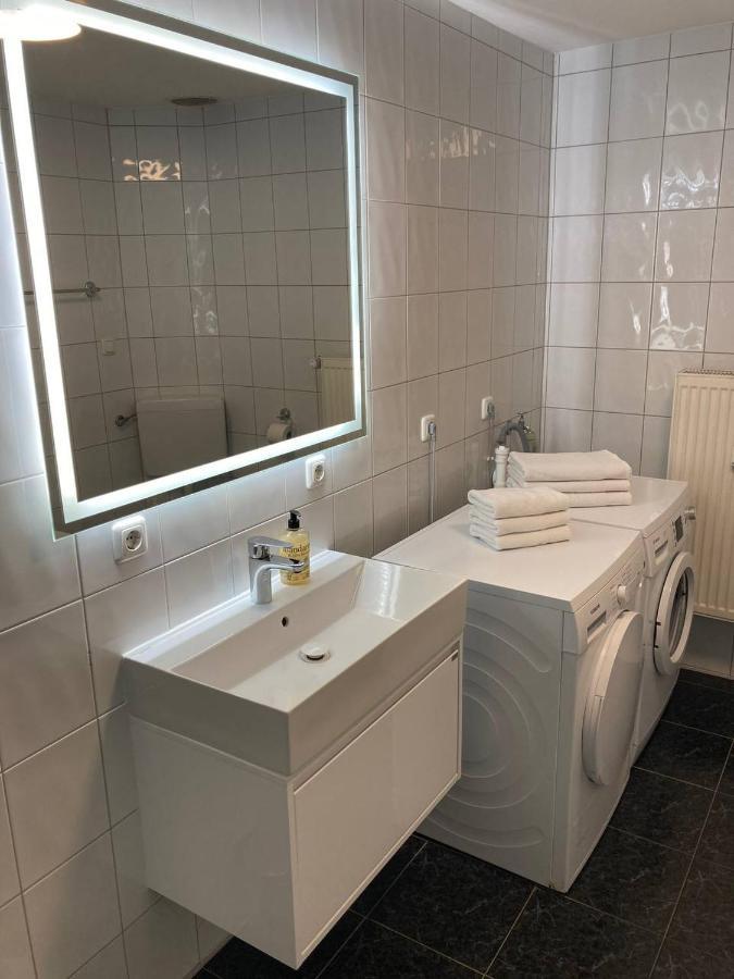 Ferienwohnung & Monteurunterkunft "Mainbogen-Blick" Grettstadt エクステリア 写真